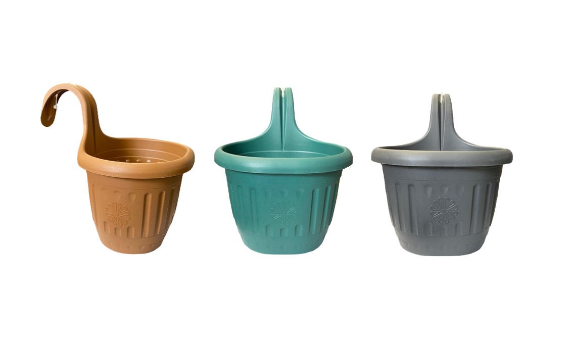 Plastic Hanging Garden Flower Pot Small 17 x 21 x 26cm Assorted Colours H0444 (Parcel Rate)